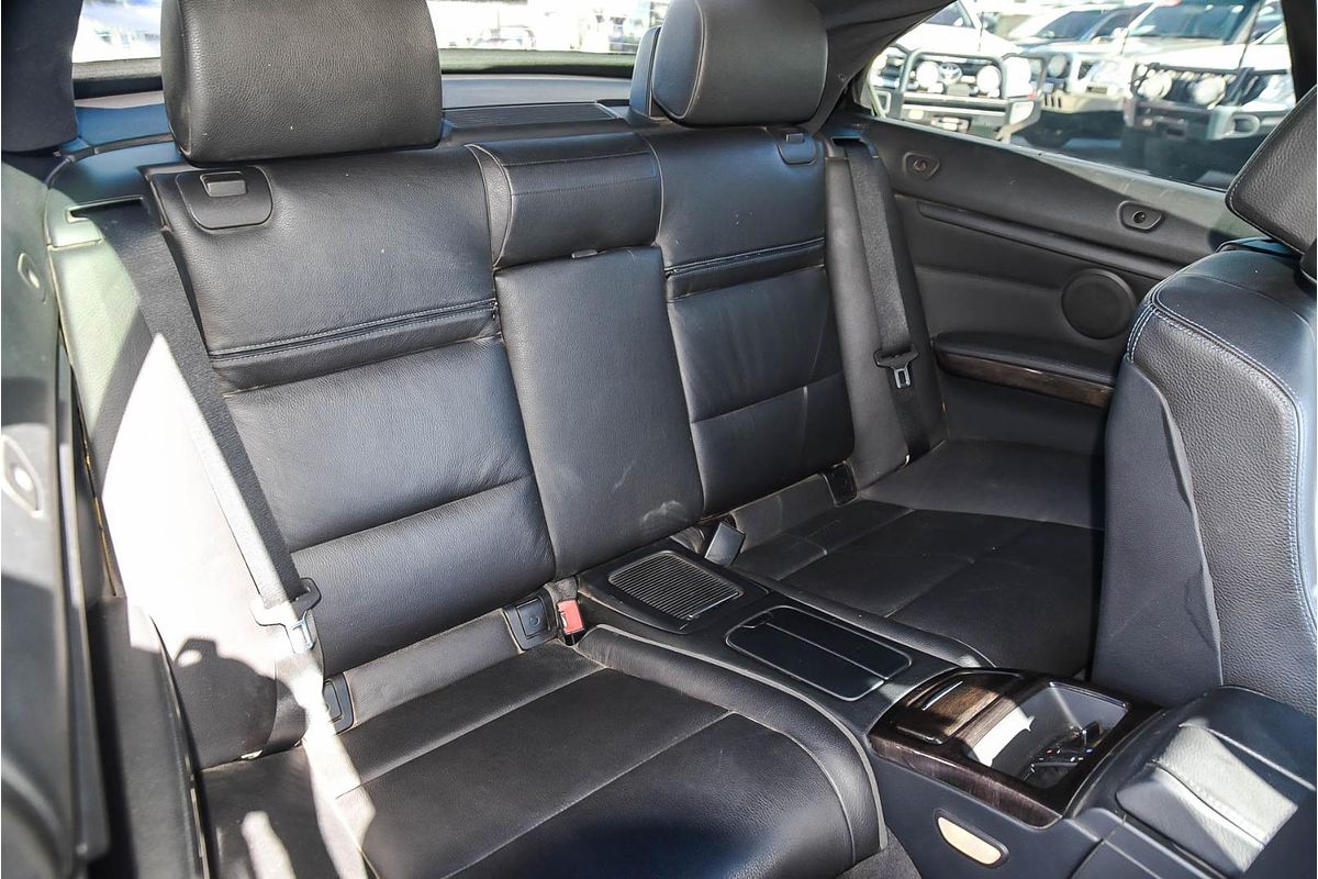 2013 BMW 3 Series 325i E93