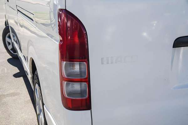 2015 Toyota Hiace Commuter KDH223R