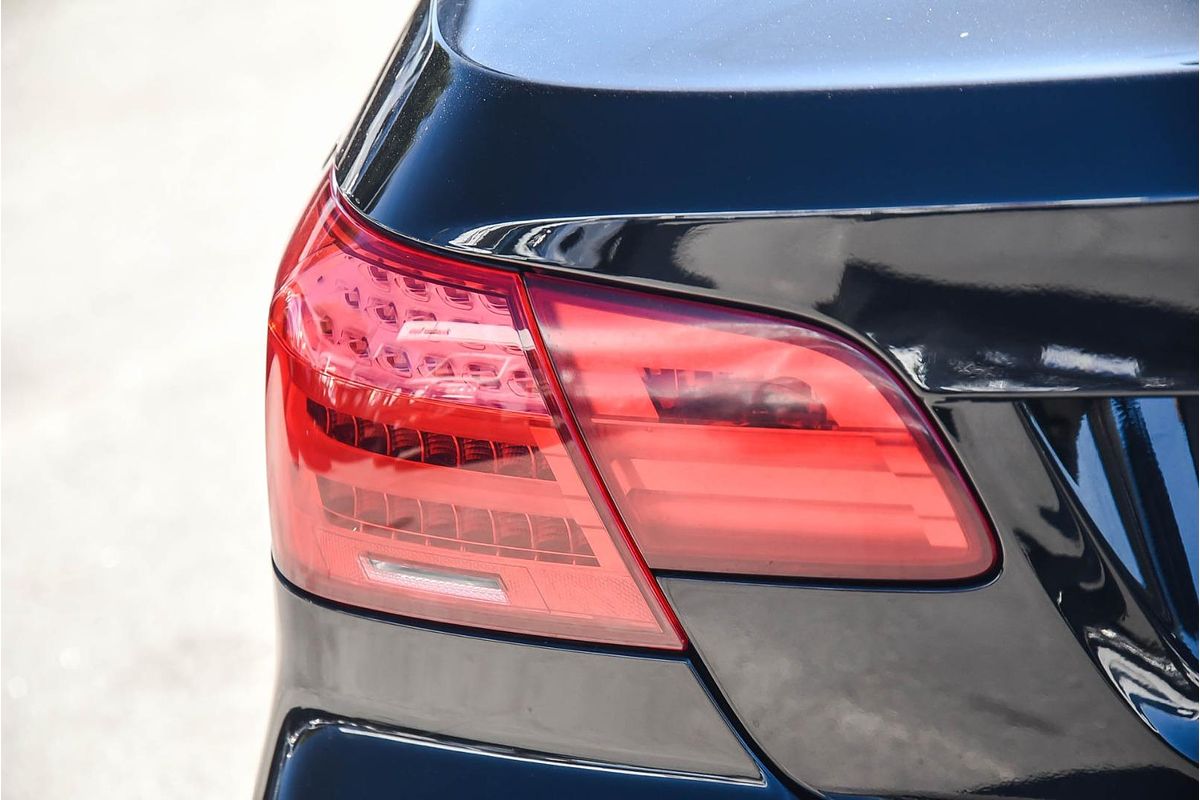 2013 BMW 3 Series 325i E93