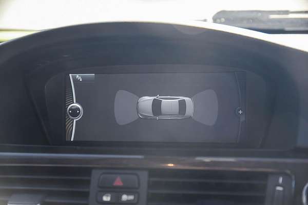 2013 BMW 3 Series 325i E93
