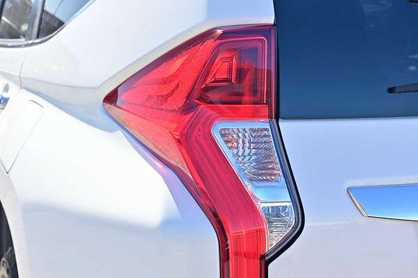 2019 Mitsubishi Pajero Sport Black Edition QE