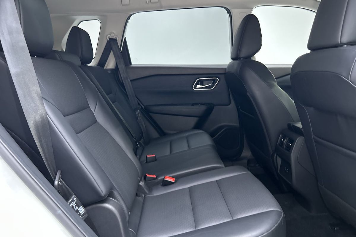 2023 Nissan X-TRAIL ST-L T33