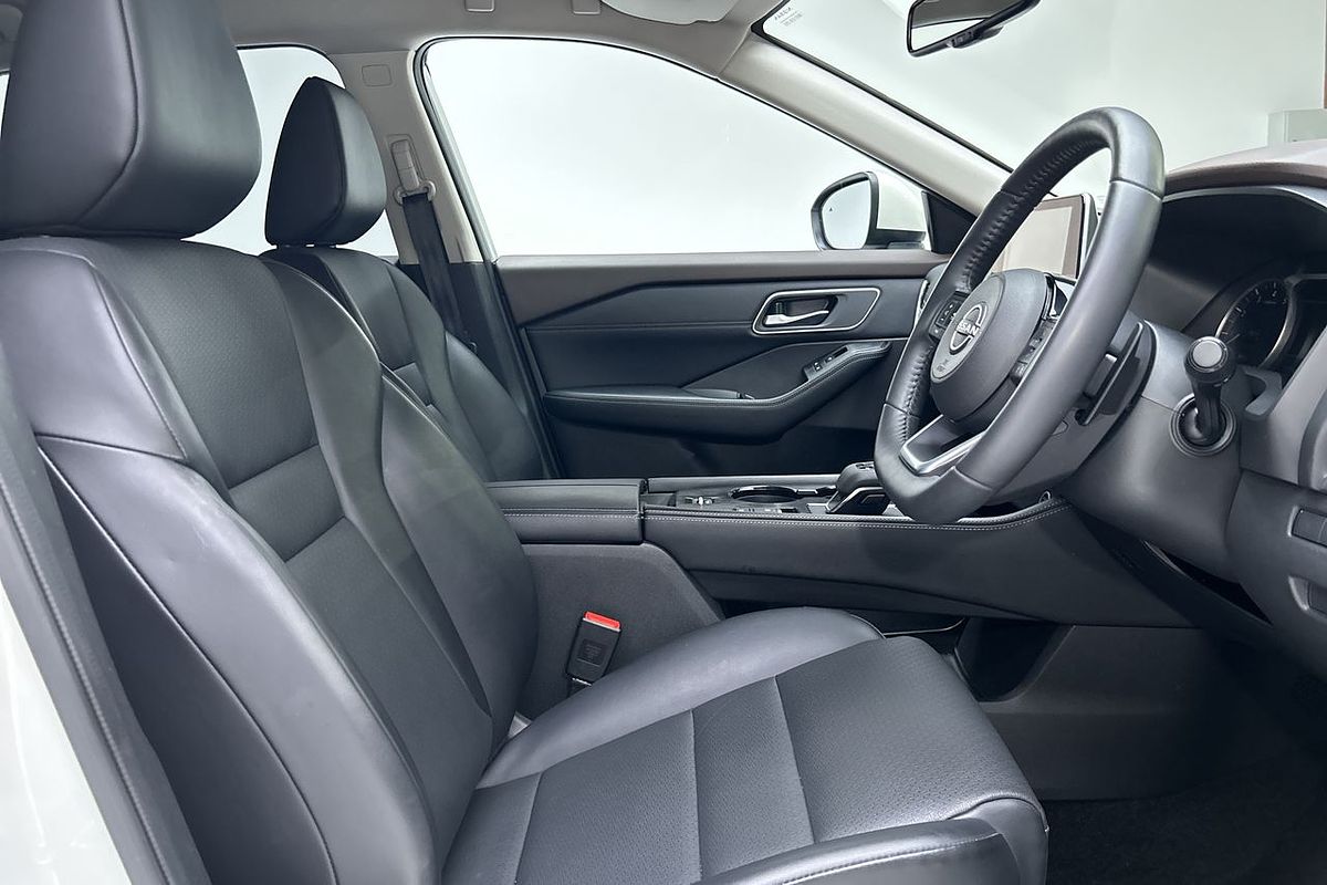 2023 Nissan X-TRAIL ST-L T33