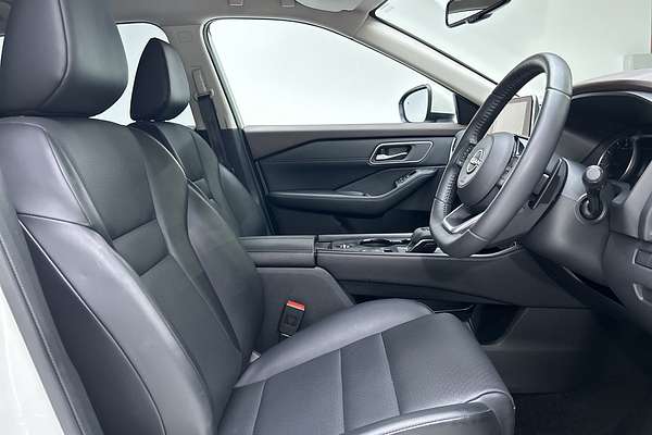 2023 Nissan X-TRAIL ST-L T33