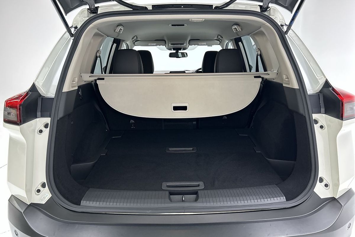 2023 Nissan X-TRAIL ST-L T33