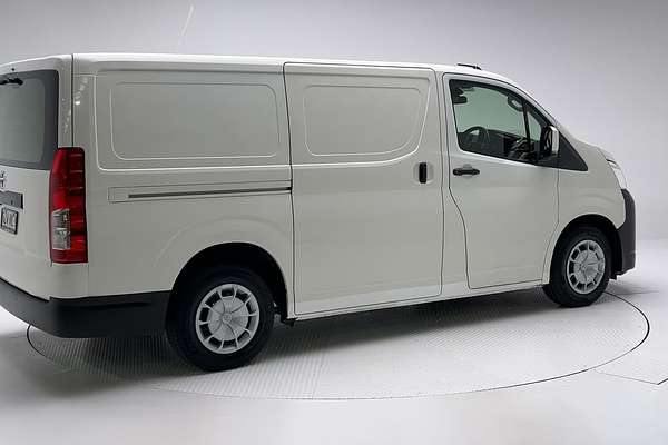 2021 Toyota Hiace GDH300R LWB