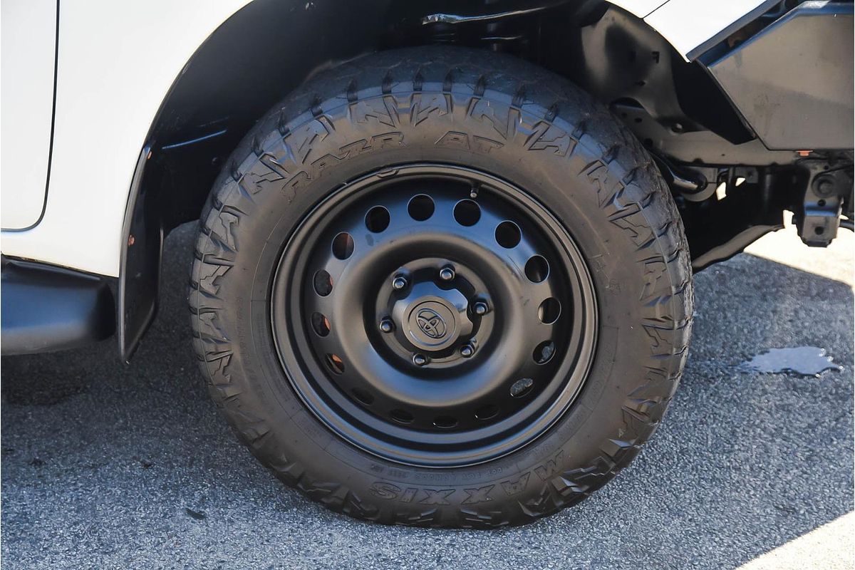2018 Toyota Hilux SR GUN126R 4X4