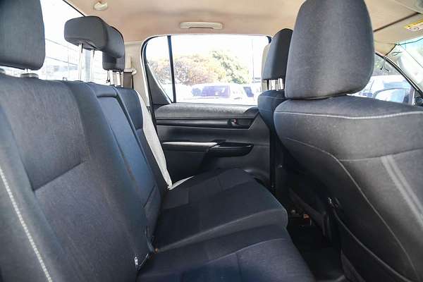 2018 Toyota Hilux SR GUN126R 4X4