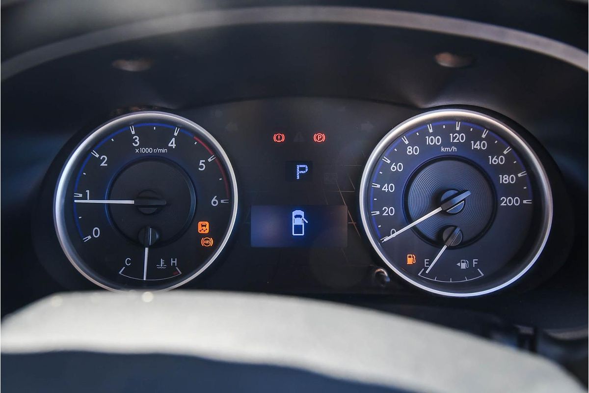 2018 Toyota Hilux SR GUN126R 4X4