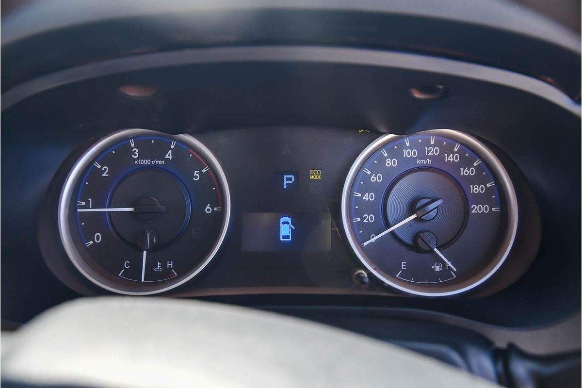 2018 Toyota Hilux SR GUN126R 4X4