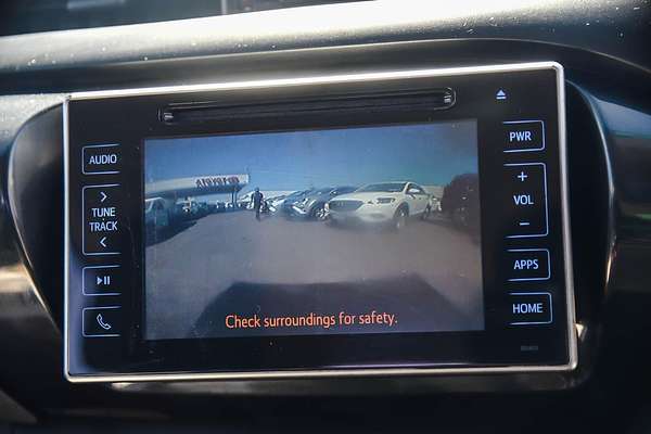 2018 Toyota Hilux SR GUN126R 4X4