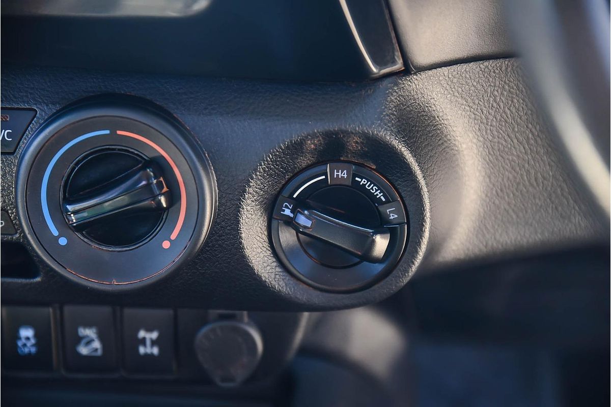 2018 Toyota Hilux SR GUN126R 4X4
