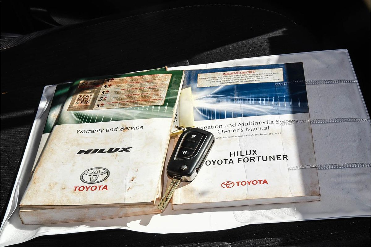 2018 Toyota Hilux SR GUN126R 4X4