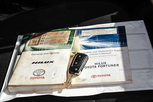 2018 Toyota Hilux SR GUN126R 4X4