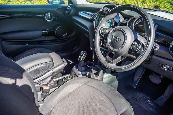 2019 MINI Hatch Cooper F56 LCI