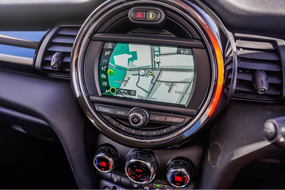 2019 MINI Hatch Cooper F56 LCI