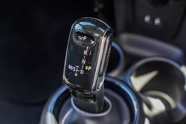 2019 MINI Hatch Cooper F56 LCI