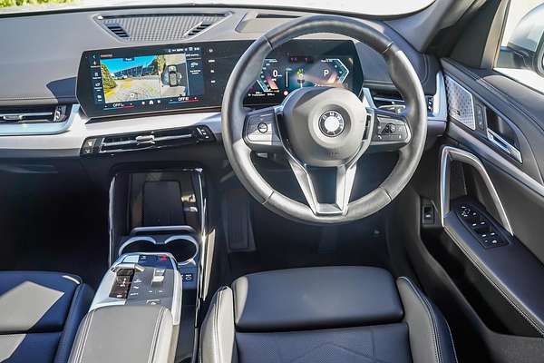 2024 BMW X1 sDrive18i U11