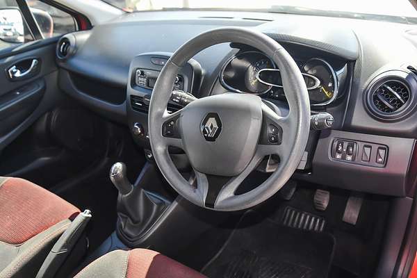 2014 Renault Clio Authentique IV B98