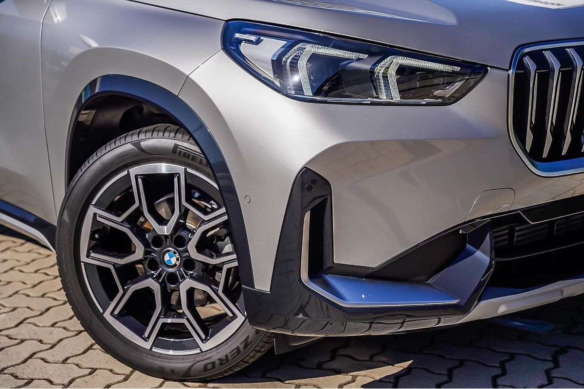 2024 BMW X1 sDrive18i U11