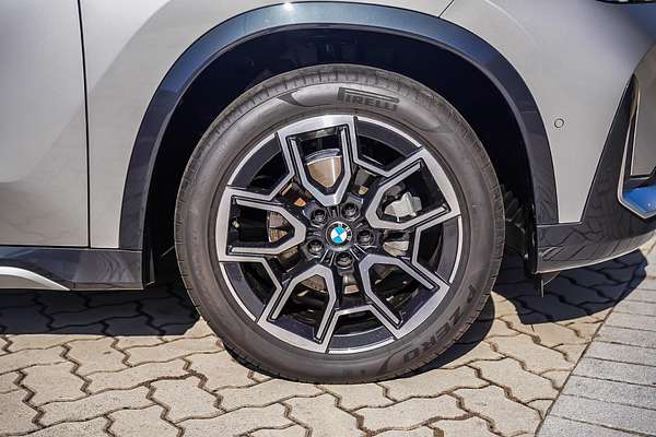 2024 BMW X1 sDrive18i U11