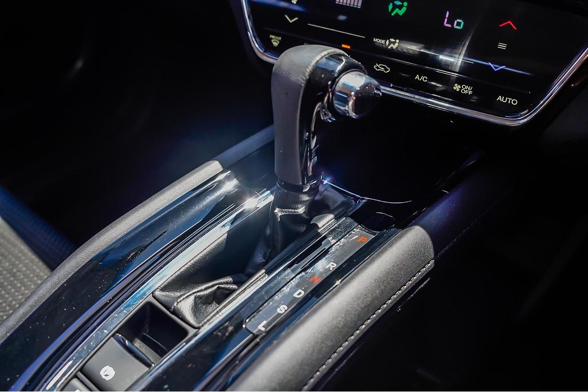 2019 Honda HR-V VTi-S