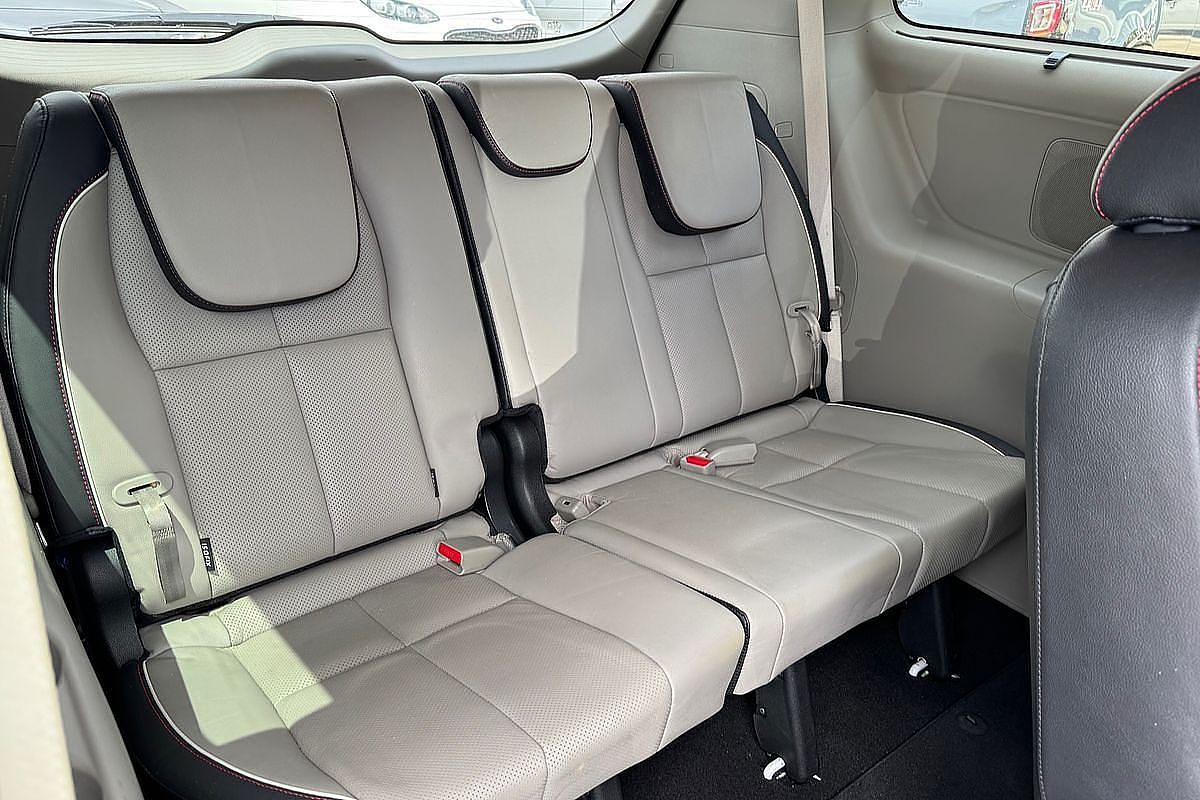 2019 Kia Carnival Platinum YP