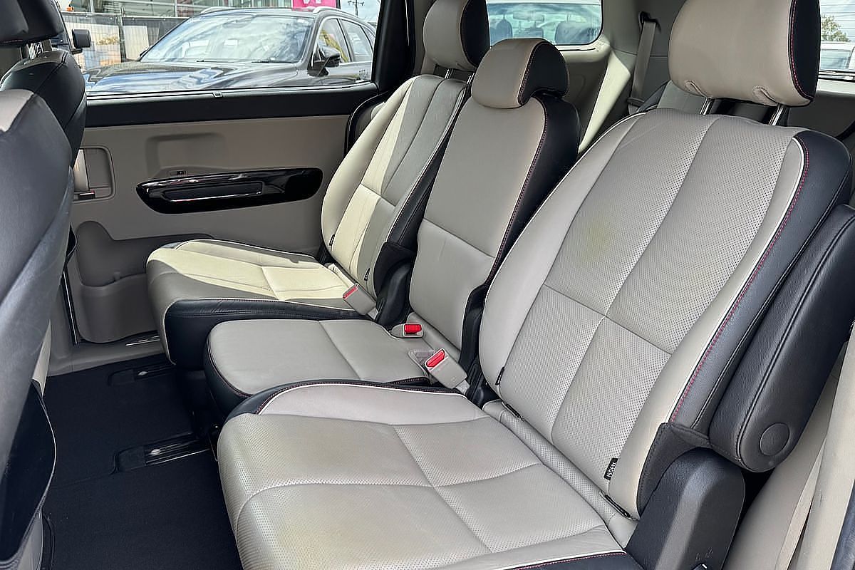 2019 Kia Carnival Platinum YP