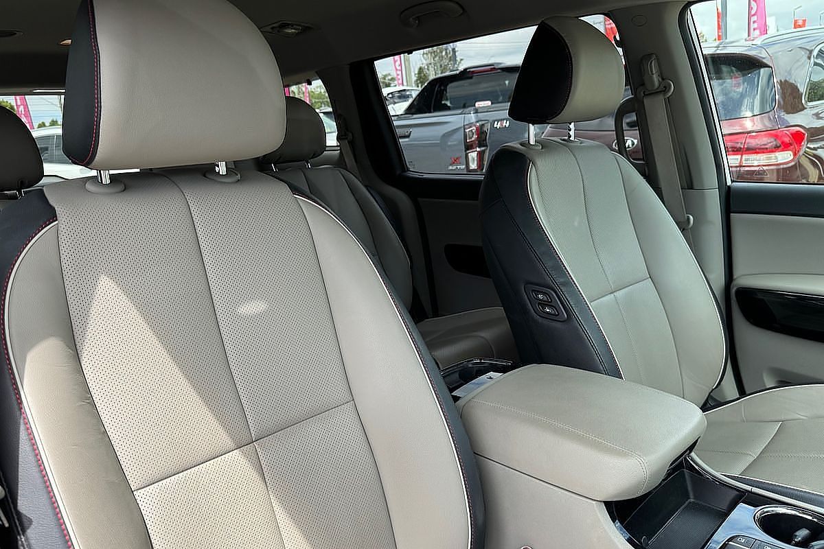 2019 Kia Carnival Platinum YP