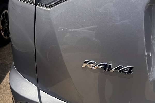 2017 Toyota RAV4 GX ASA44R