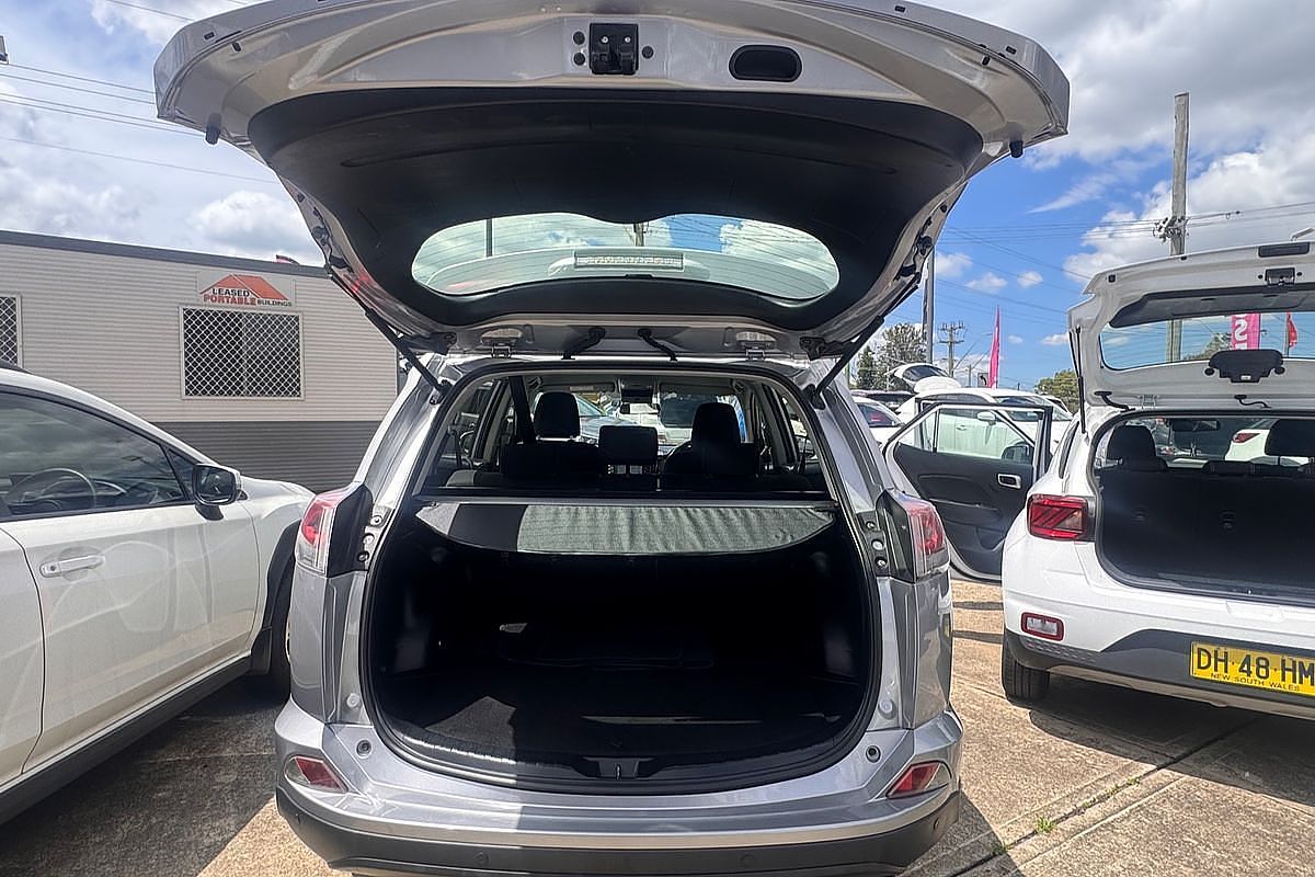 2017 Toyota RAV4 GX ASA44R