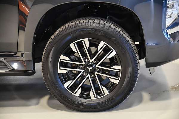 2023 Mitsubishi Pajero Sport Exceed QF