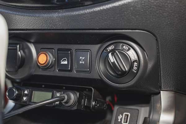 2021 Nissan Navara SL D23 Rear Wheel Drive