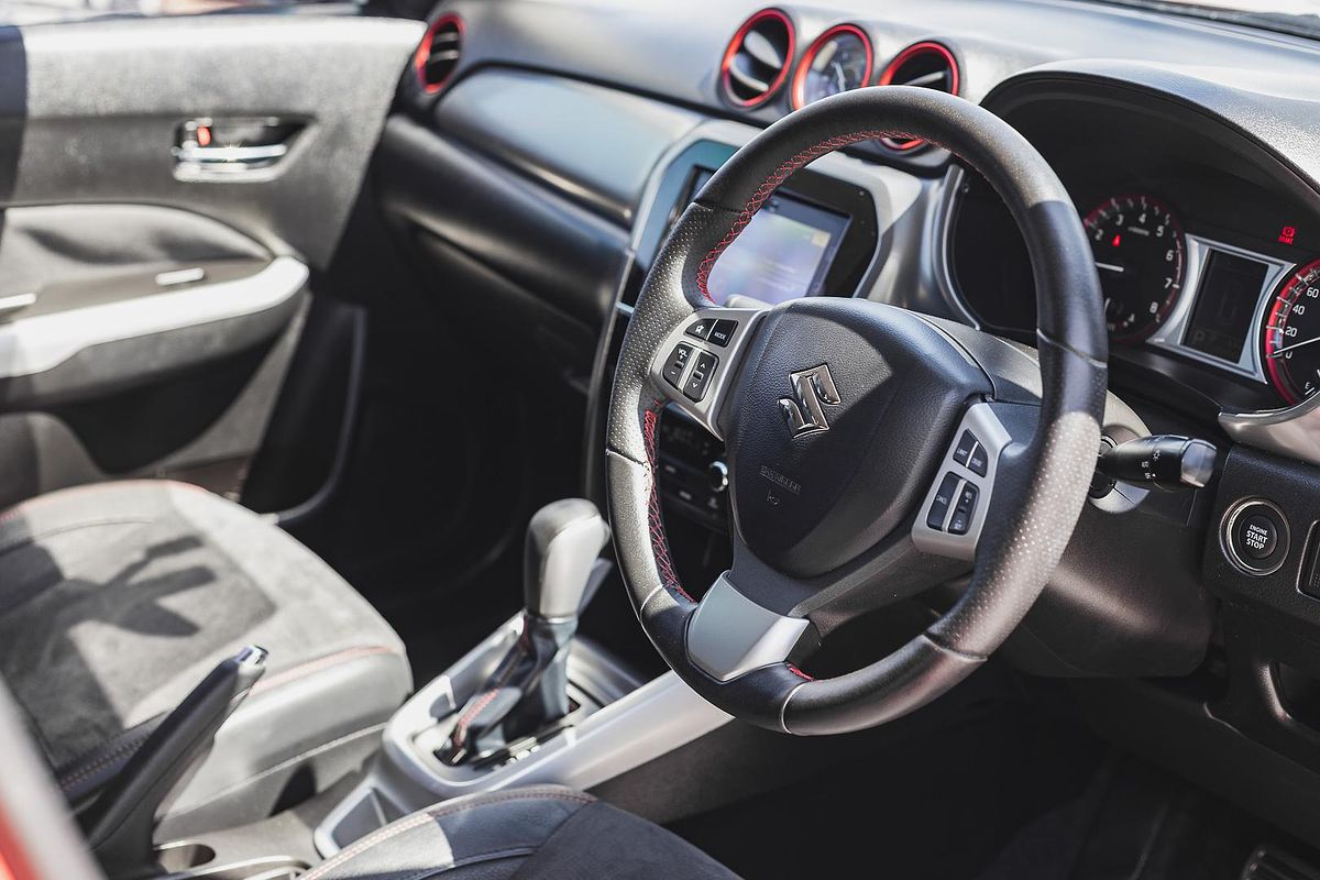 2016 Suzuki Vitara S Turbo LY