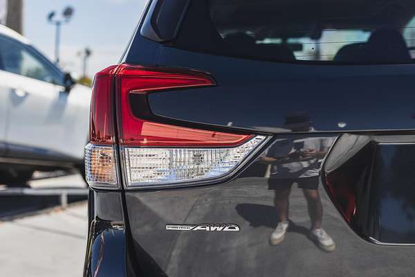 2019 Subaru Forester 2.5i-S S5