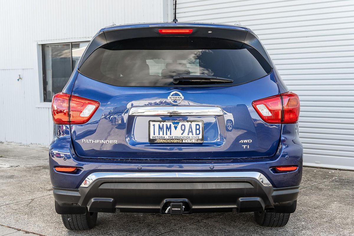 2016 Nissan Pathfinder ST-L NO OPTION PACK R52