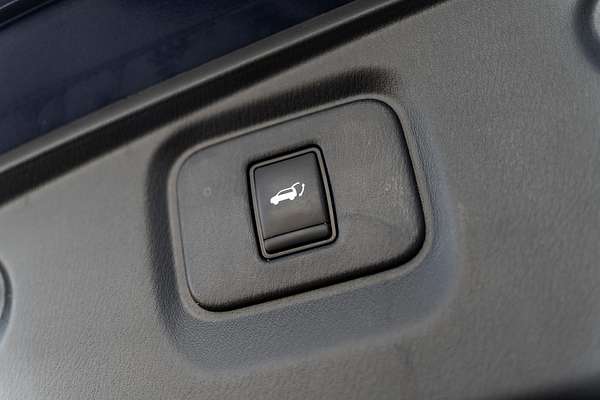 2016 Nissan Pathfinder ST-L NO OPTION PACK R52