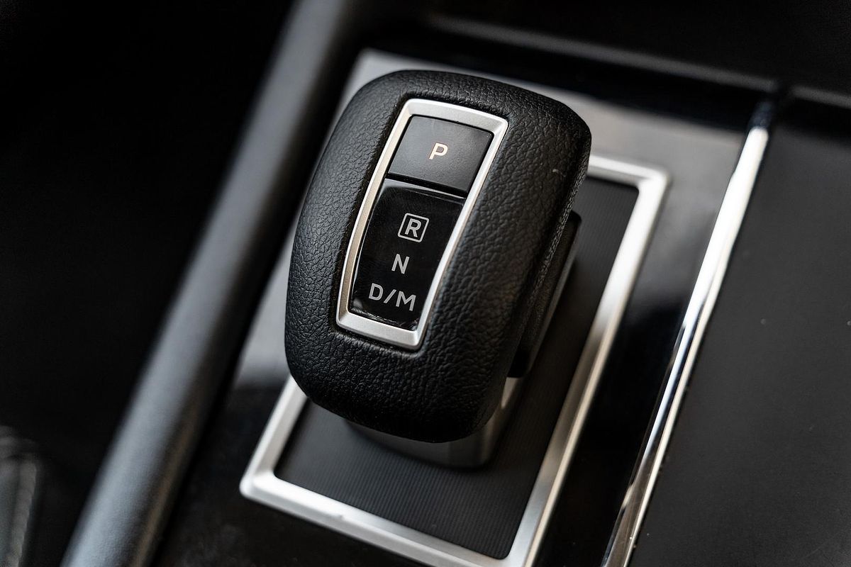 2023 Mitsubishi Outlander ES ZM
