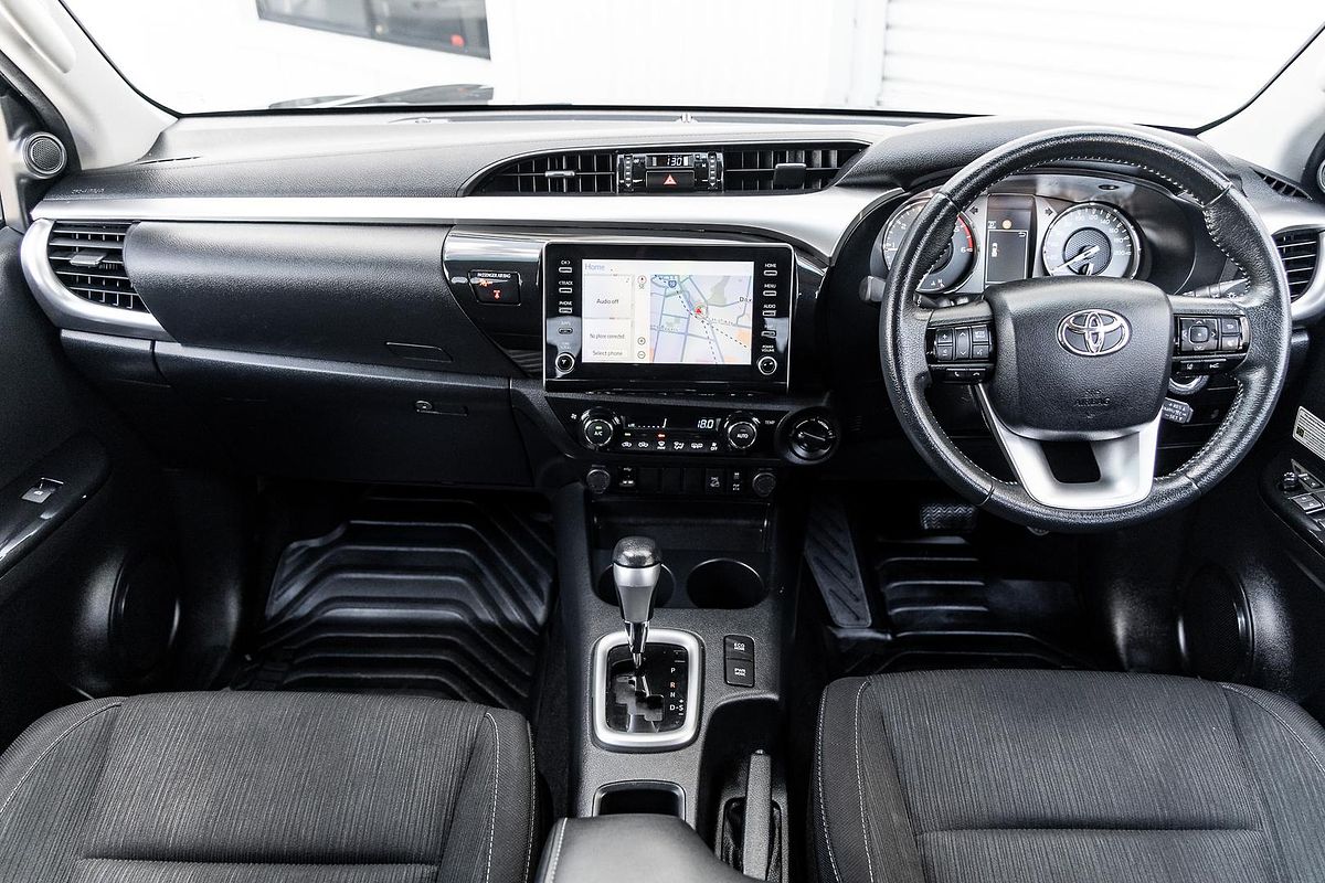 2020 Toyota Hilux SR5 GUN126R 4X4