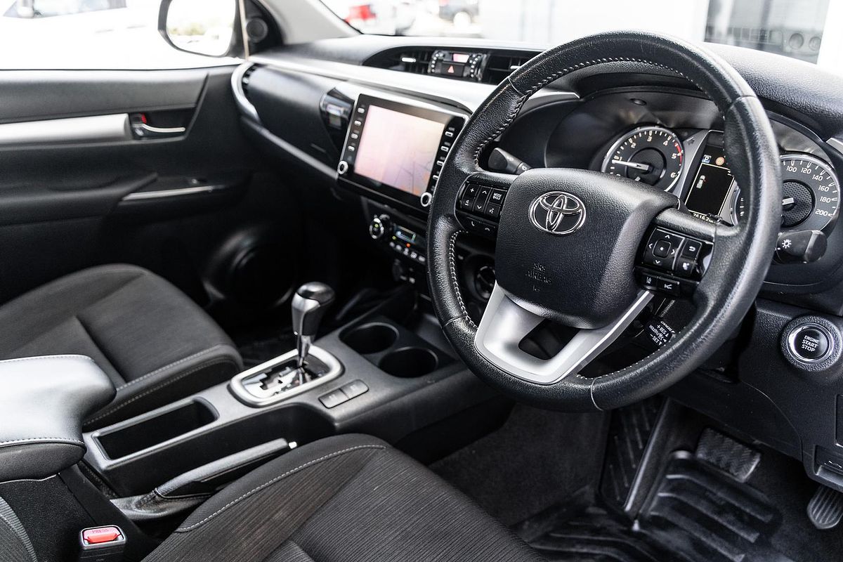 2020 Toyota Hilux SR5 GUN126R 4X4