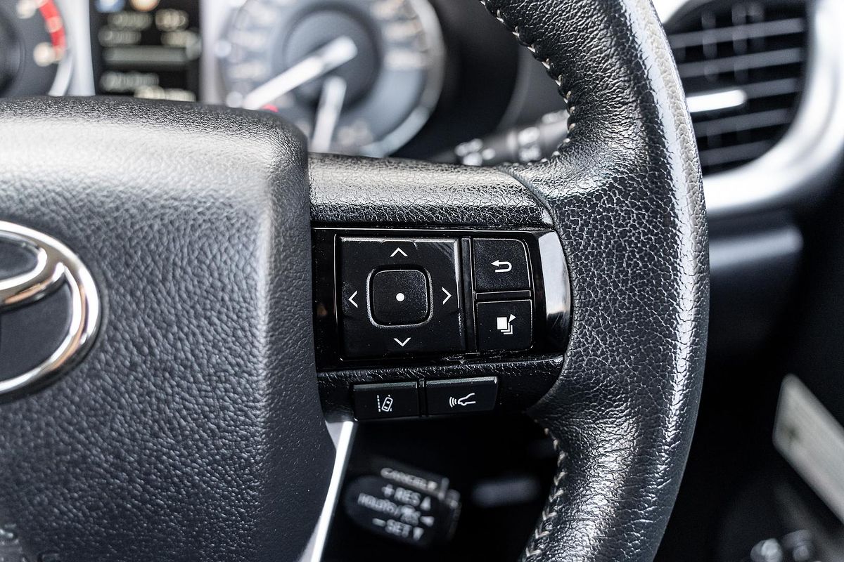 2020 Toyota Hilux SR5 GUN126R 4X4