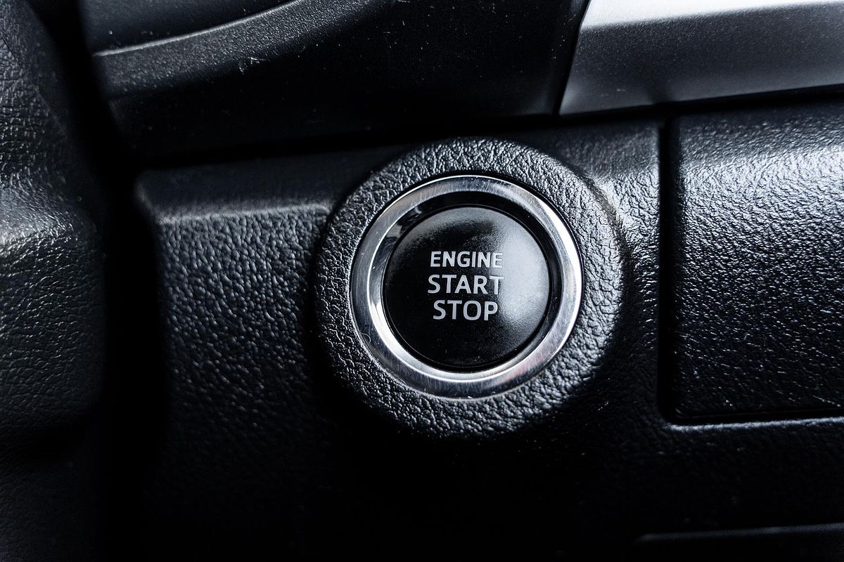 2020 Toyota Hilux SR5 GUN126R 4X4