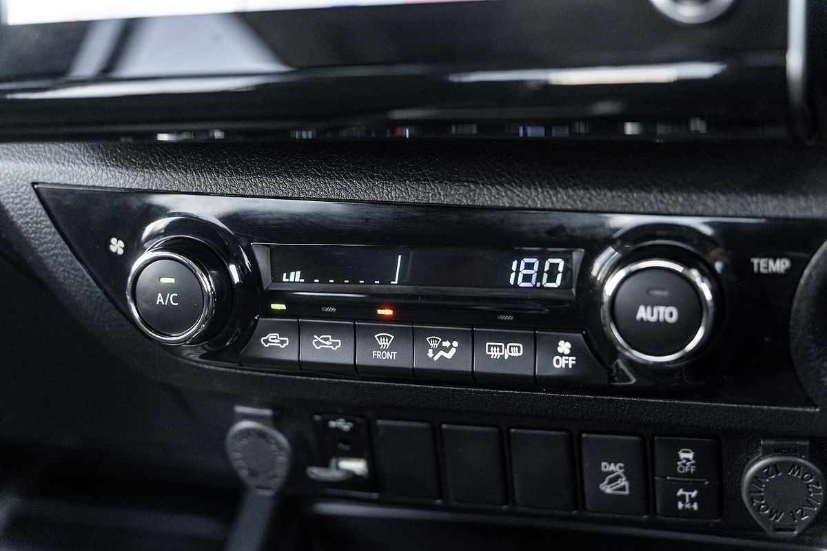2020 Toyota Hilux SR5 GUN126R 4X4