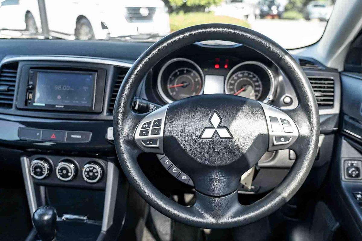2017 Mitsubishi Lancer ES Sport CF