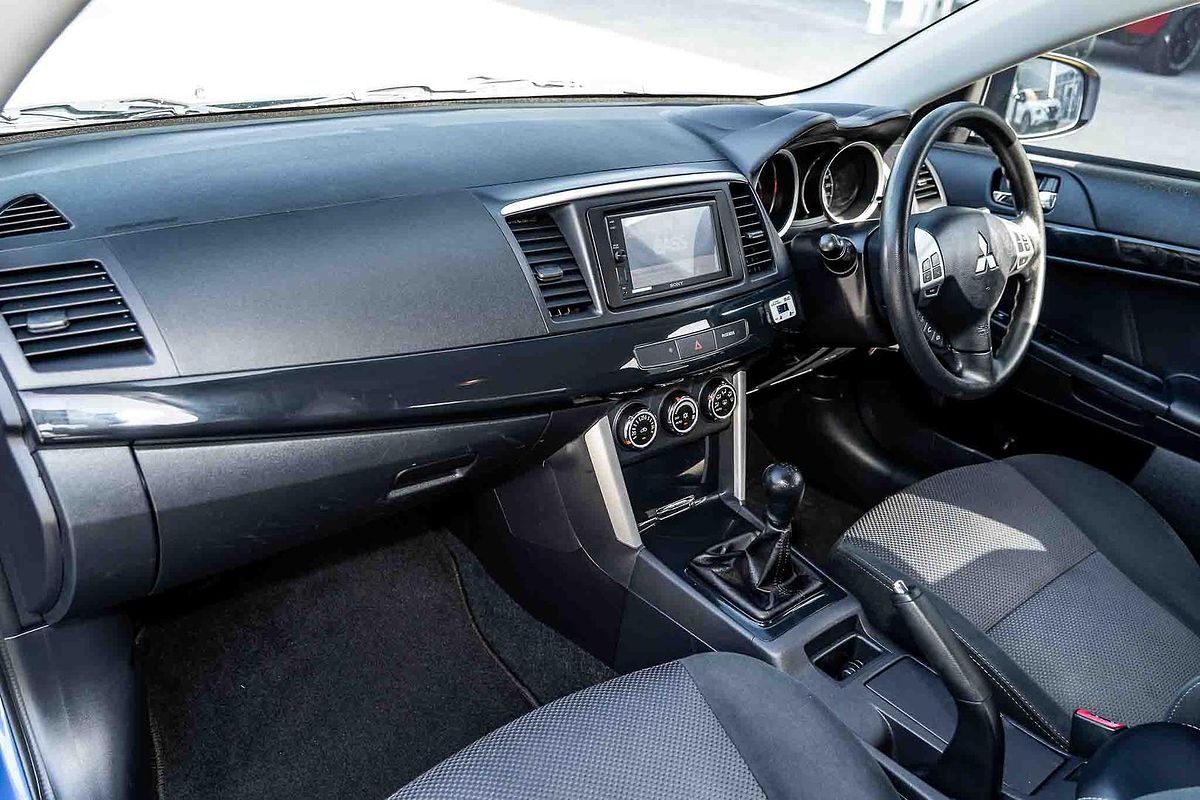 2017 Mitsubishi Lancer ES Sport CF