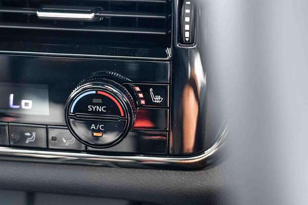2024 Nissan QASHQAI N-DESIGN e-POWER J12