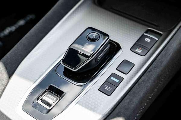 2024 Nissan QASHQAI N-DESIGN e-POWER J12