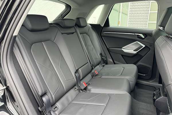 2024 Audi Q3 35 TFSI F3