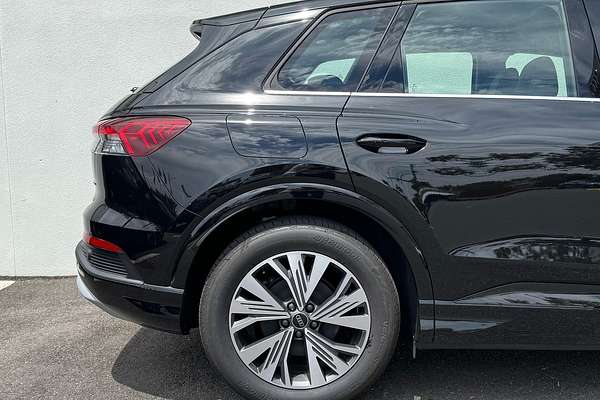 2024 Audi Q4 e-tron 45 F4
