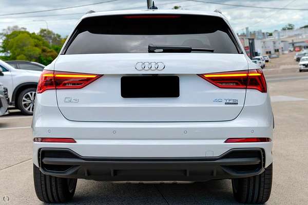 2024 Audi Q3 40 TFSI S Line F3